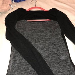 Wilfred Aritzia longsleeve top with cutout size M